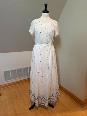 Mirth Vienna Maxi in white carnival jamdani